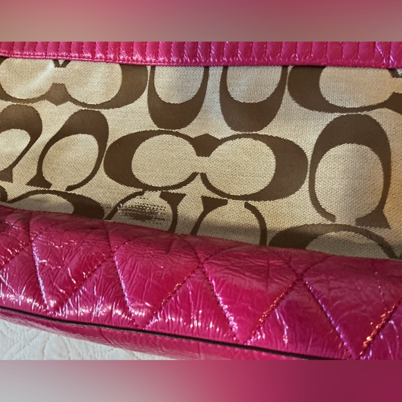 COACH Hot Pink and Tan Quilted Signature with two Hangtags Keychain - Picture 13 of 16